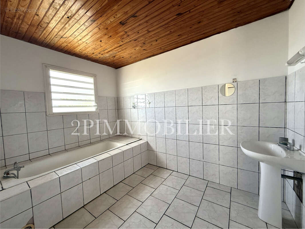 Maison à SAINT-JOSEPH