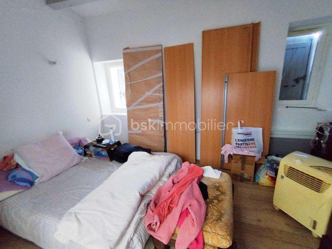 appartement et local commercial - photo 4