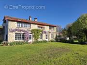 Maison à CHEF-BOUTONNE