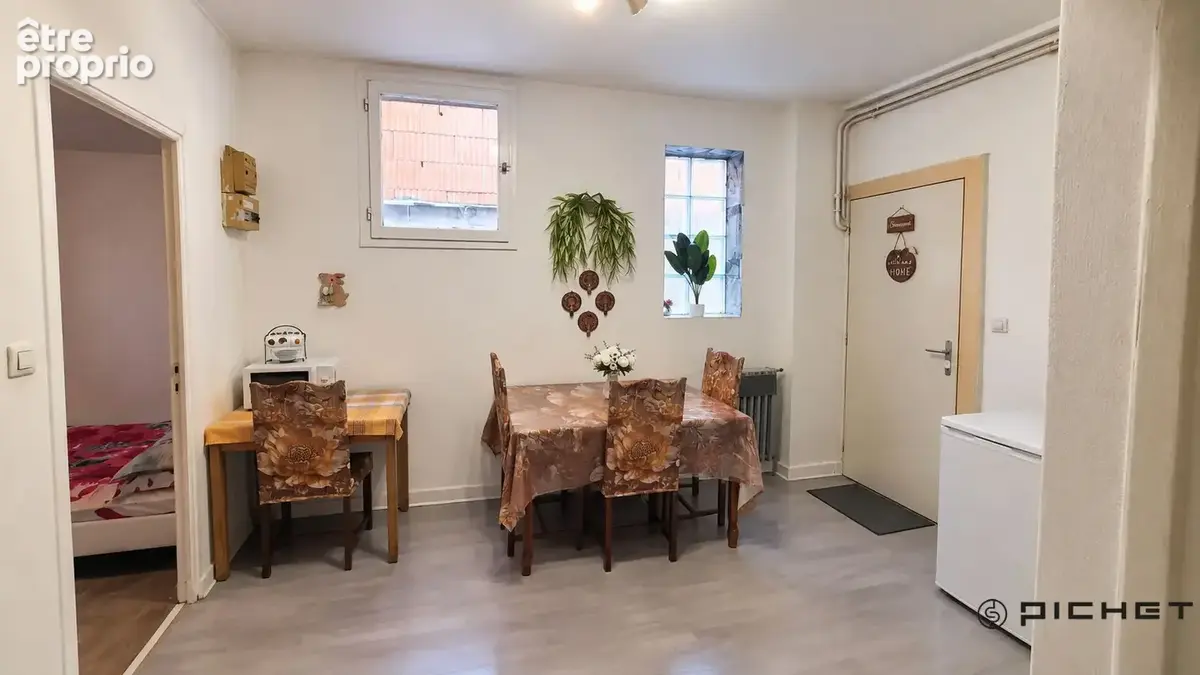 lot de 5 appartements 175 m2 - photo 1