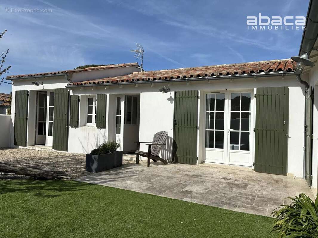 Maison à LE BOIS-PLAGE-EN-RE