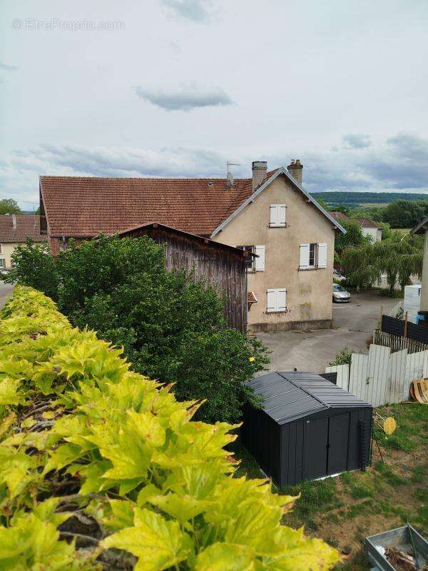 Appartement à SECENANS