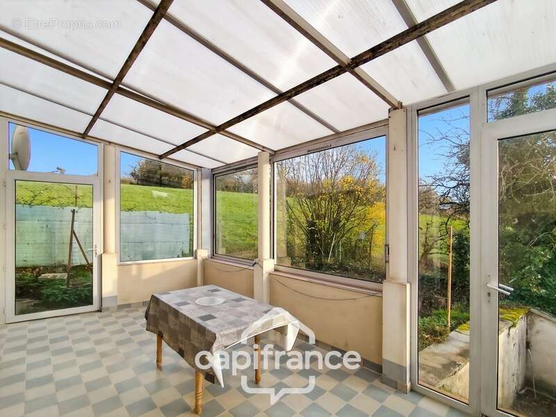 Maison à SAINTE-OSMANE