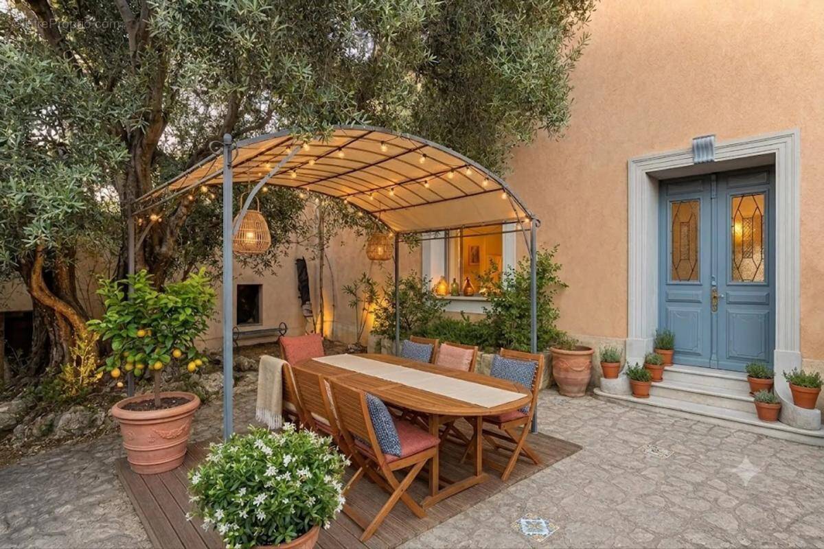 Appartement à LOUPIAN