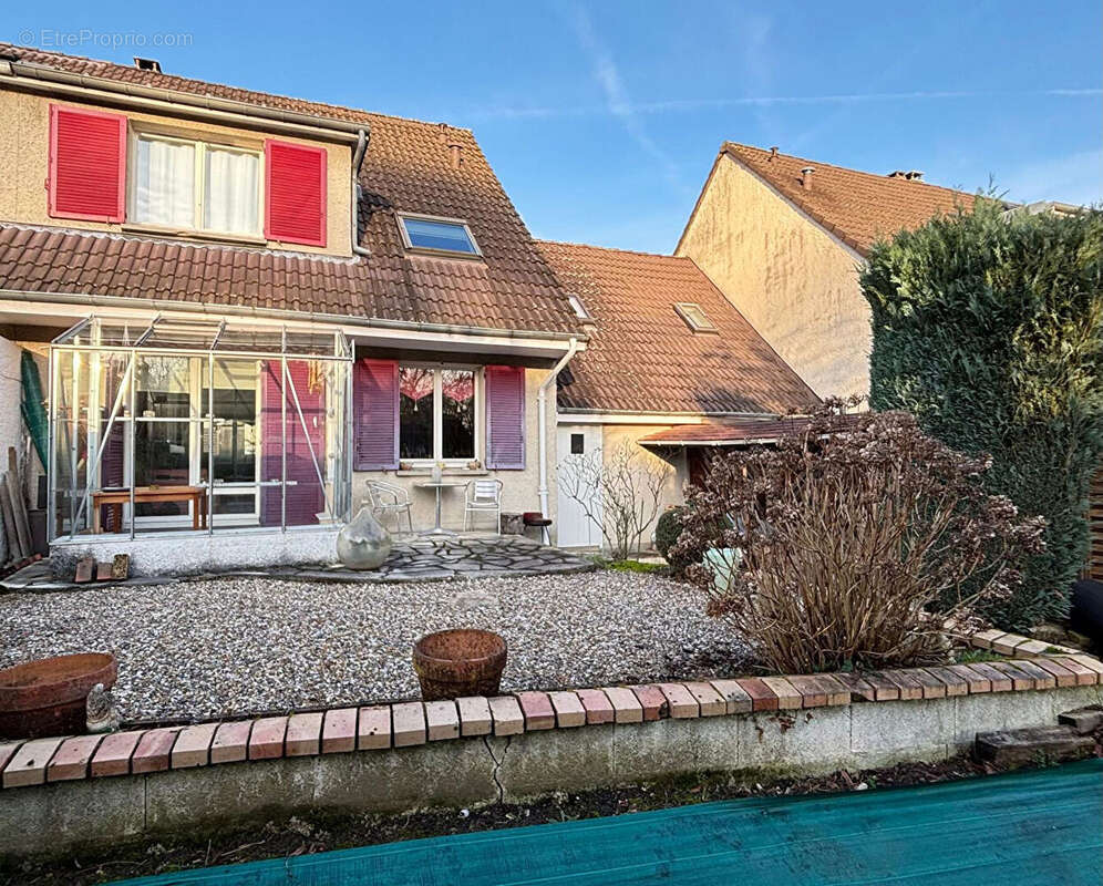 Maison à SAINT-MARTIN-DU-TERTRE