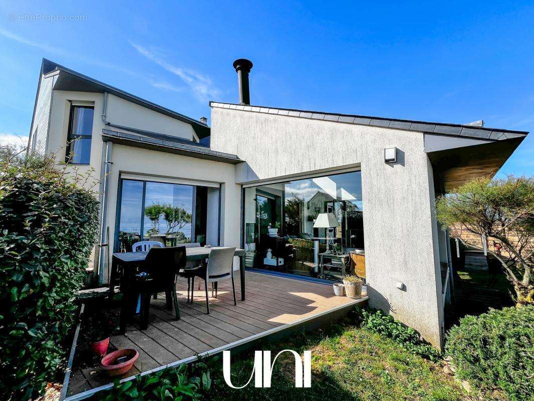 Maison à LUC-SUR-MER