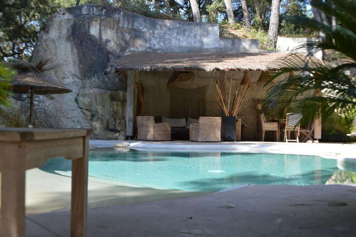 Maison à VILLENEUVE-LES-AVIGNON