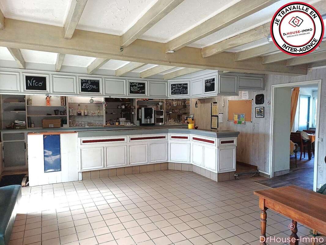 Maison 170 m² à Sainte-Marie  - photo 8