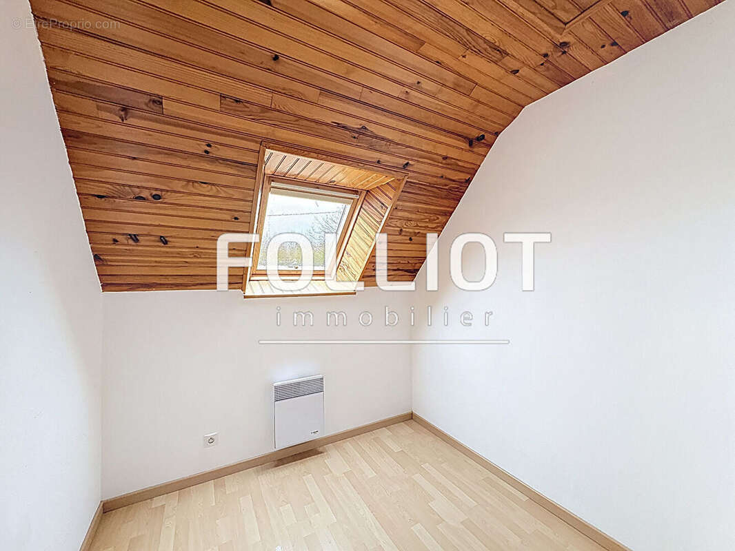A VENDRE Maison avec grand terrain - photo 5