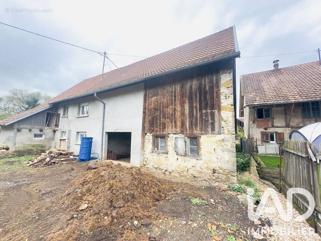 Photo 1 - Maison à COURTAVON