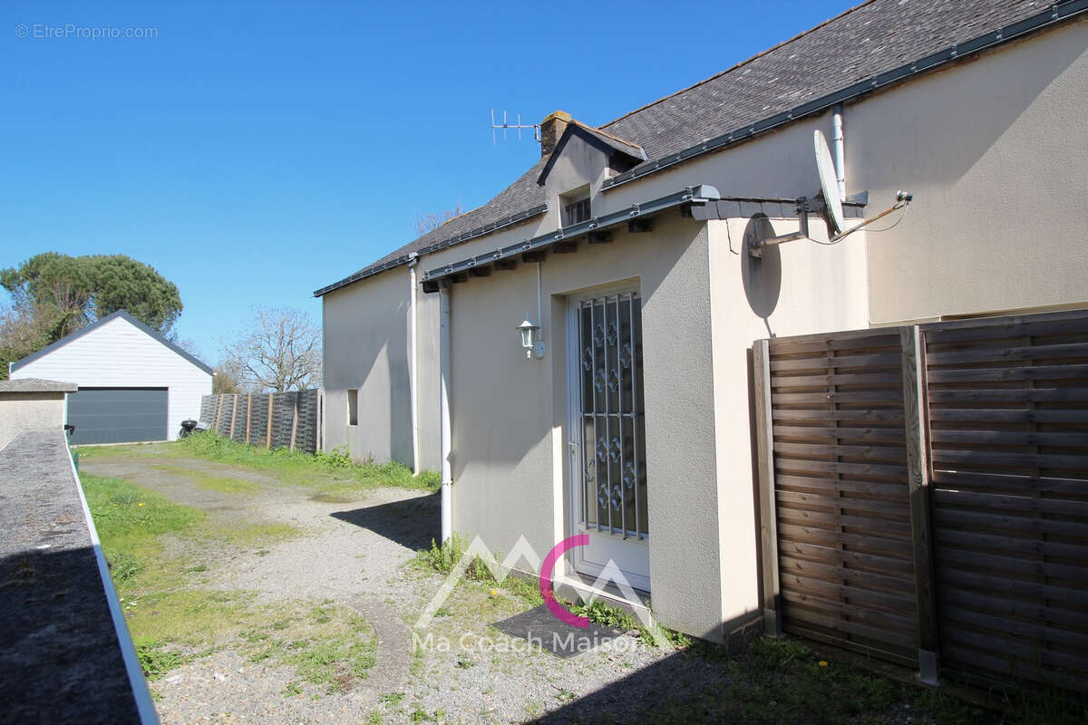 Maison à SAINTE-ANNE-SUR-BRIVET