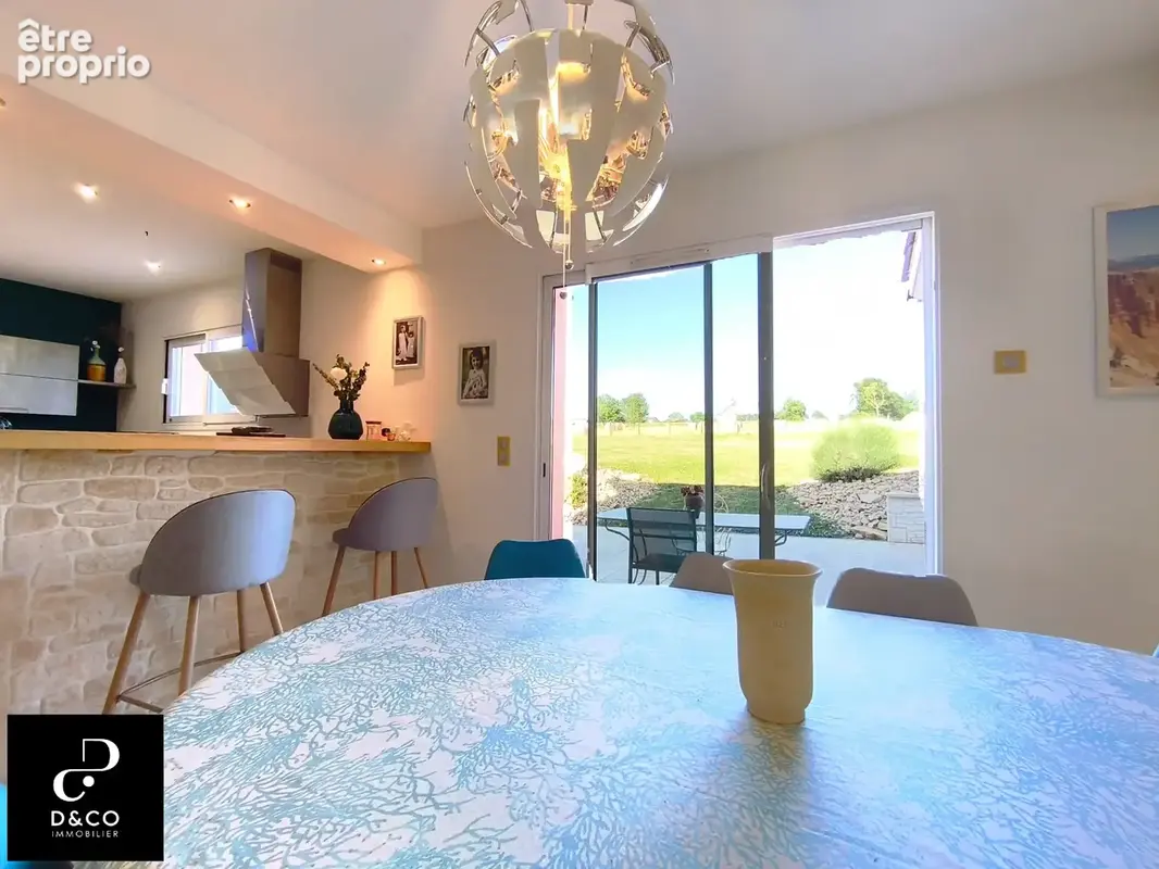 Maison de 200 m2 avec locaux indépendants et potentiel locatif   Saint-Didier-sur-Chalaronne - photo 14