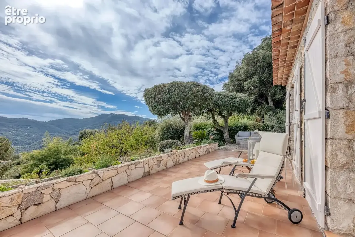Les adrets-de-l’estérel – villa de charme en pierre avec vue mer exceptionnelle - photo 17