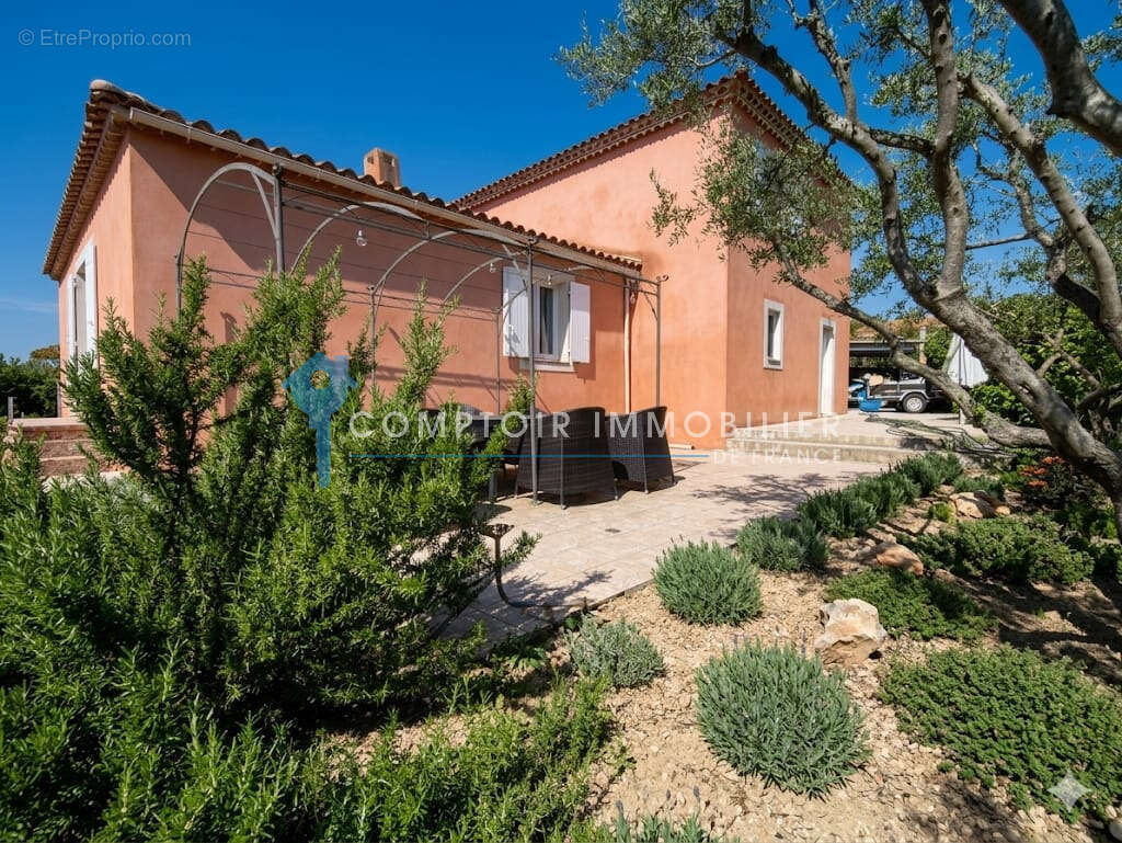 Maison à BEAUCAIRE