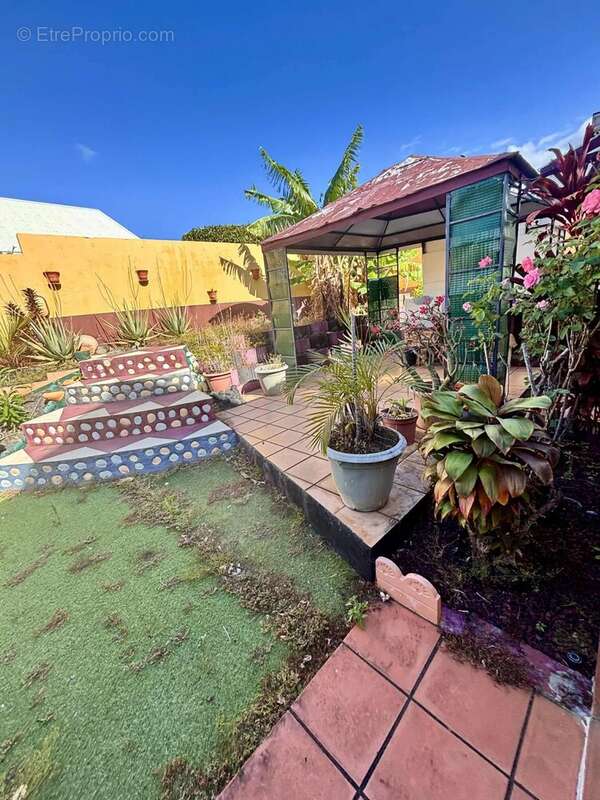 Maison à SAINT-DENIS