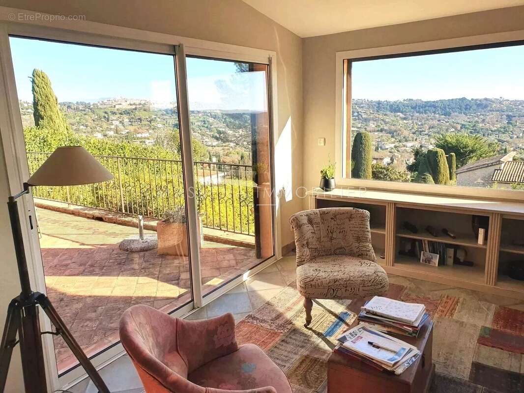 Maison à LA COLLE-SUR-LOUP