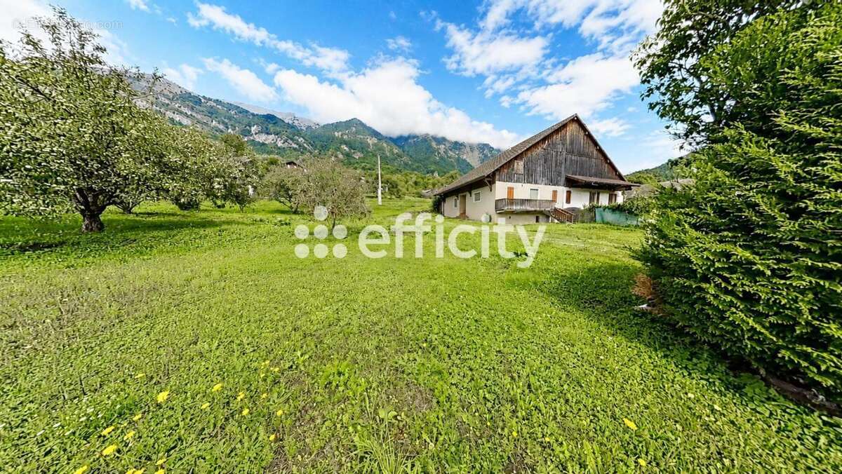 Maison à MIEUSSY
