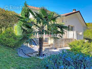 Maison à SAINT-QUENTIN-SUR-ISERE