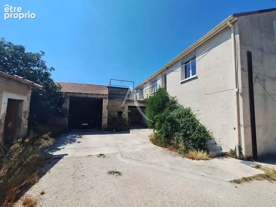 A VENDRE - Corps de ferme /  Appartement et annexes - photo 2