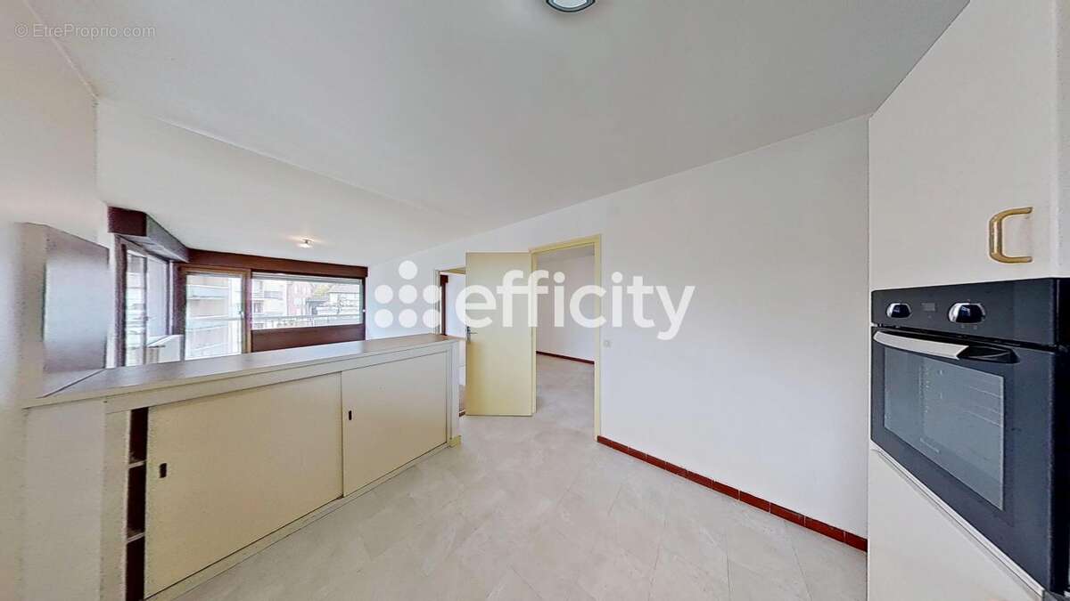 Appartement à LA ROCHE-SUR-FORON