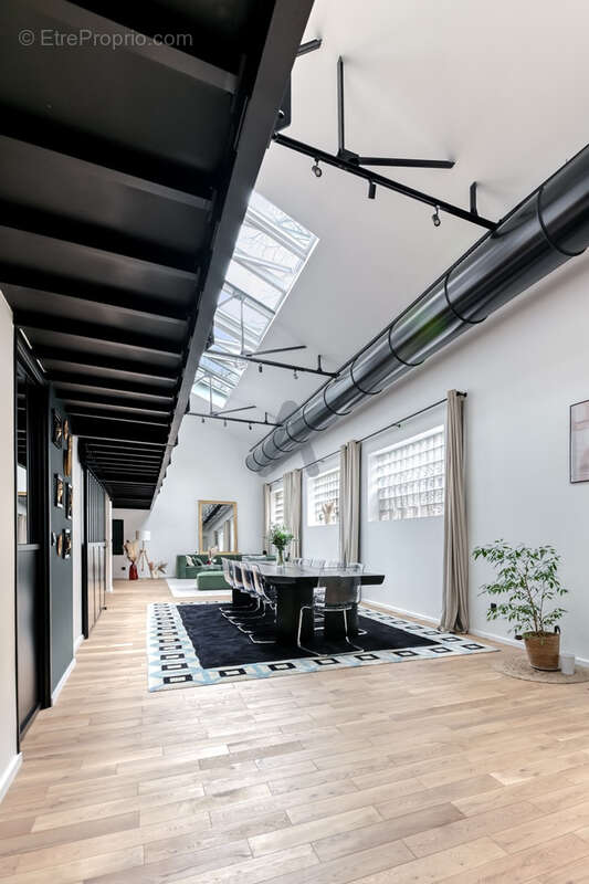Autre à LYON-7E