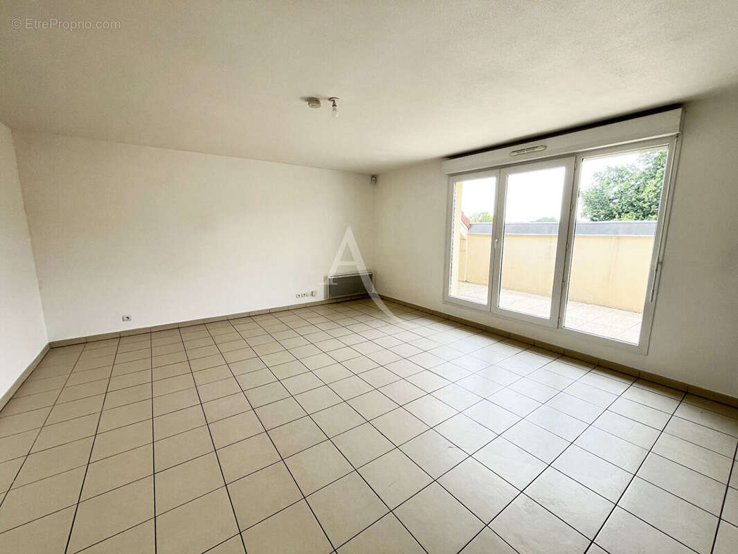 Appartement Dourdan 4 pièces avec ascenseur ! - photo 2