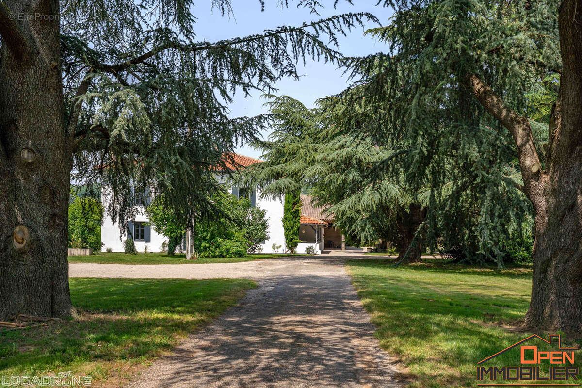 Maison à CASSENEUIL