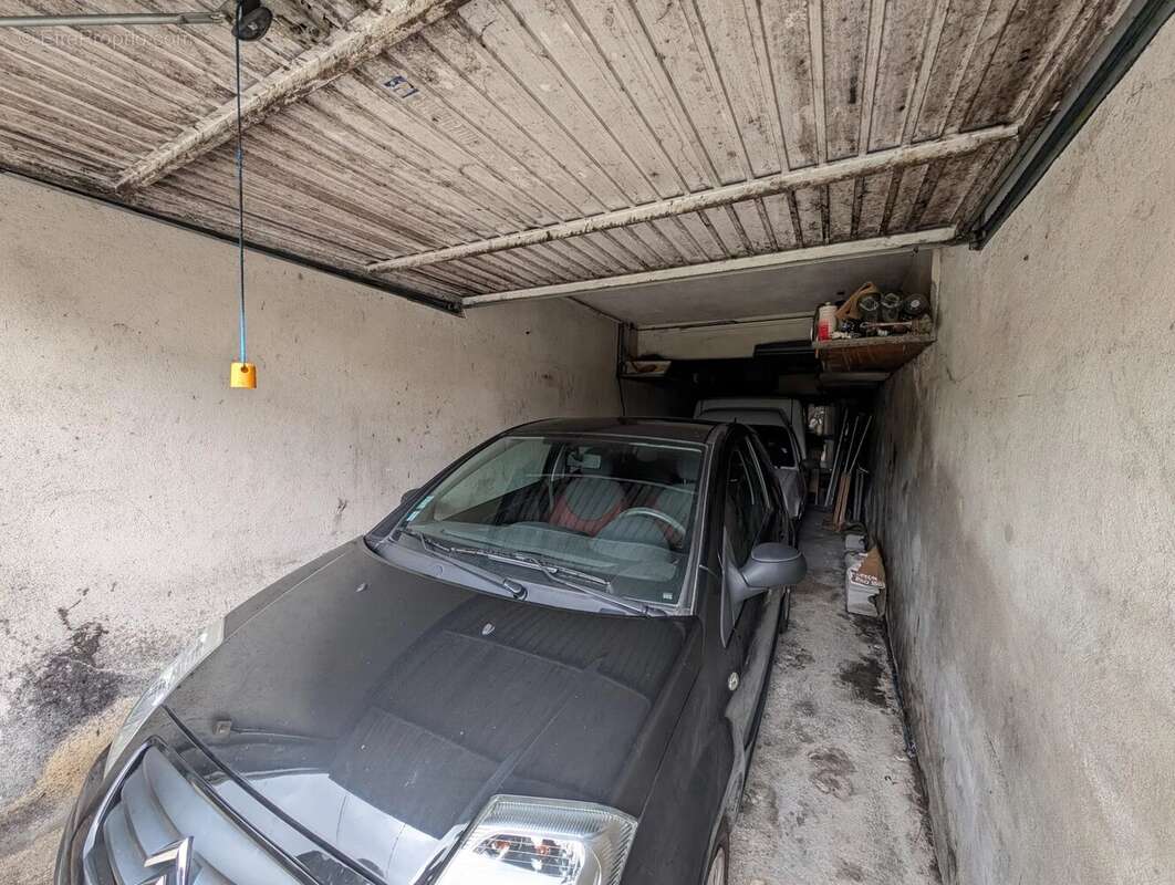 Appartement à PEILLE