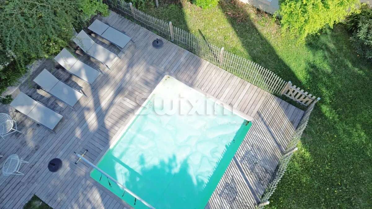 Maison à MONTELIMAR