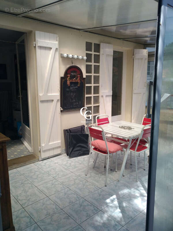Maison 93 m² à Saint-Michel-Chef-Chef  - photo 8