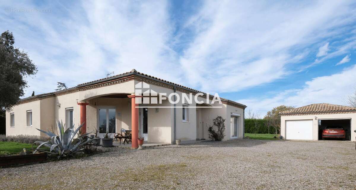 Maison à SAINTE-LIVRADE-SUR-LOT