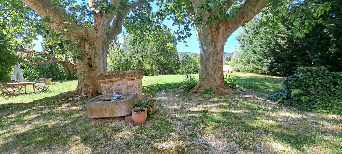 Appartement à LE THOLONET