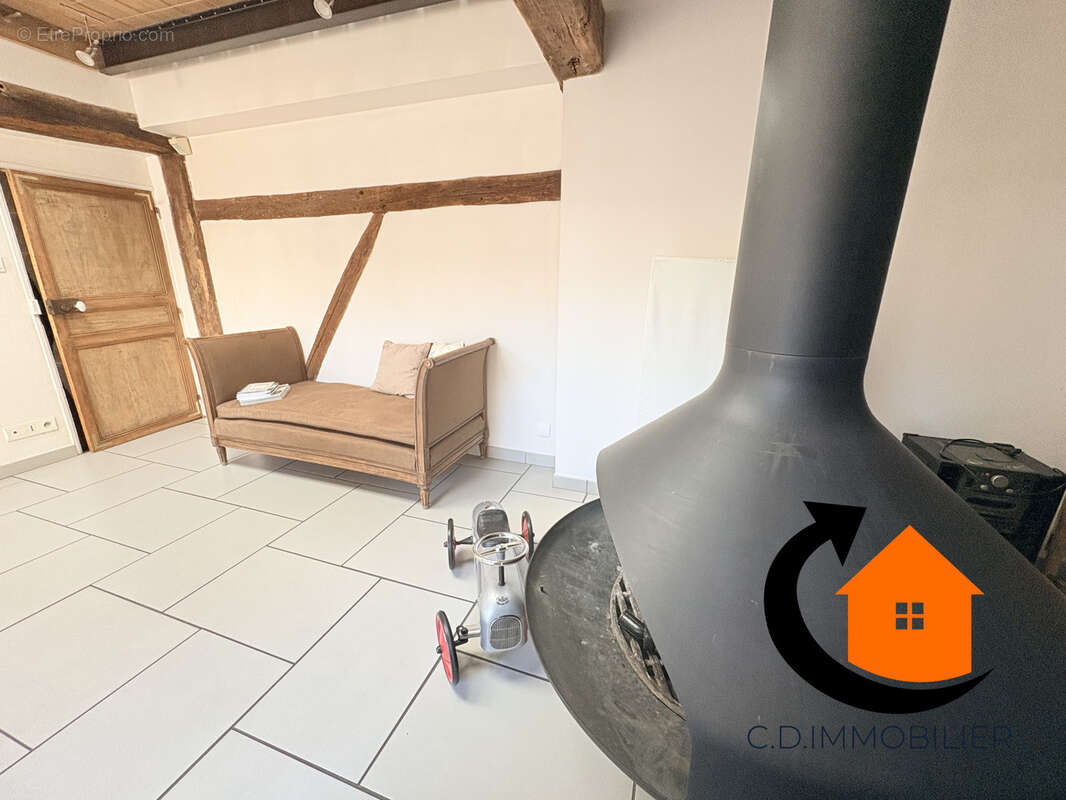 Appartement à COURVILLE-SUR-EURE