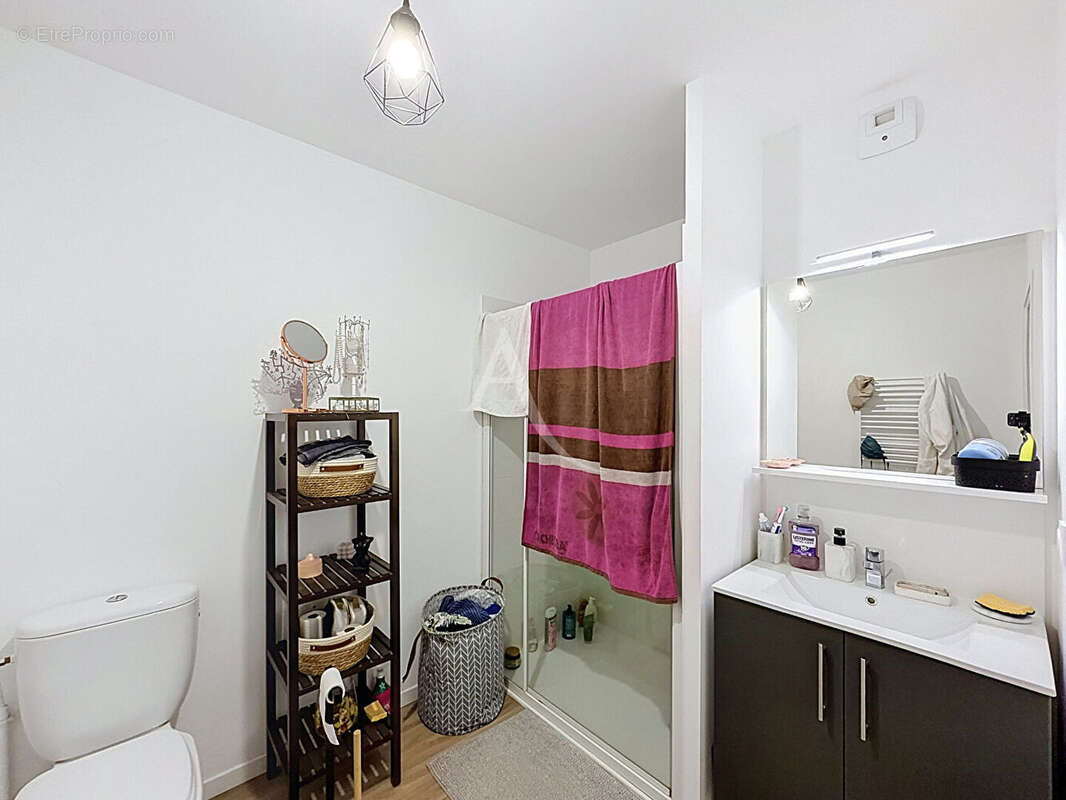 Appartement à SAINT-SYLVAIN-D'ANJOU