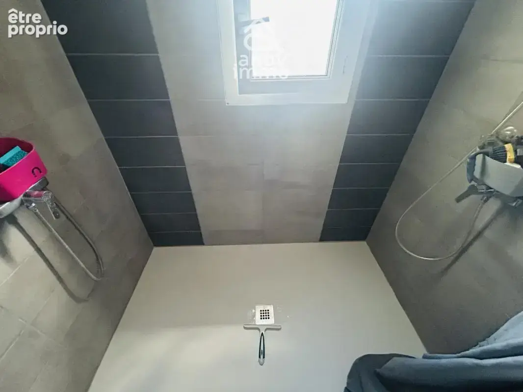 MAGNAC SUR TOUVRE, Maison contemporaine de 120m2 de plain pi - photo 9