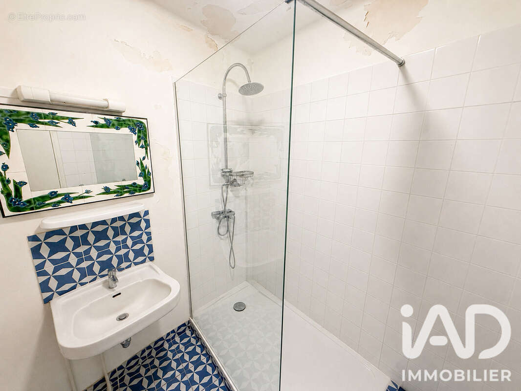 Appartement 70 m² à Nimes  - photo 8