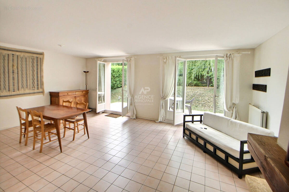 Maison à VERNOUILLET