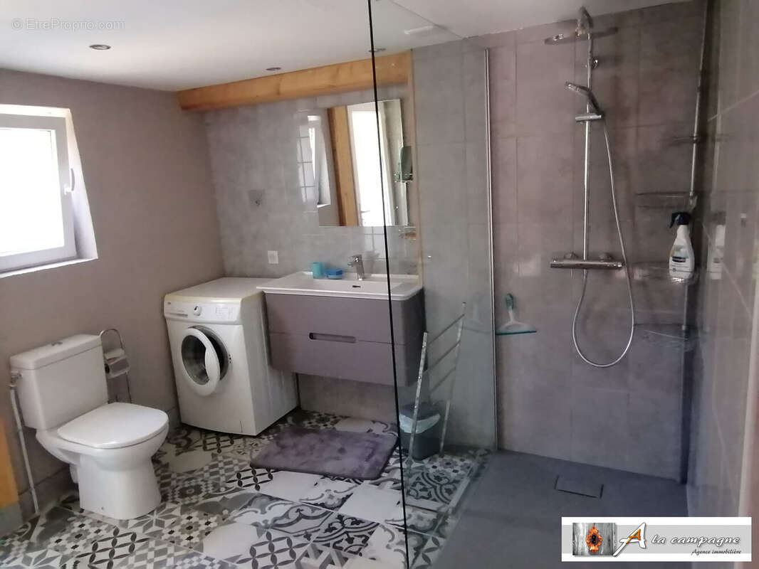 Maison à CHAMBON-SUR-VOUEIZE