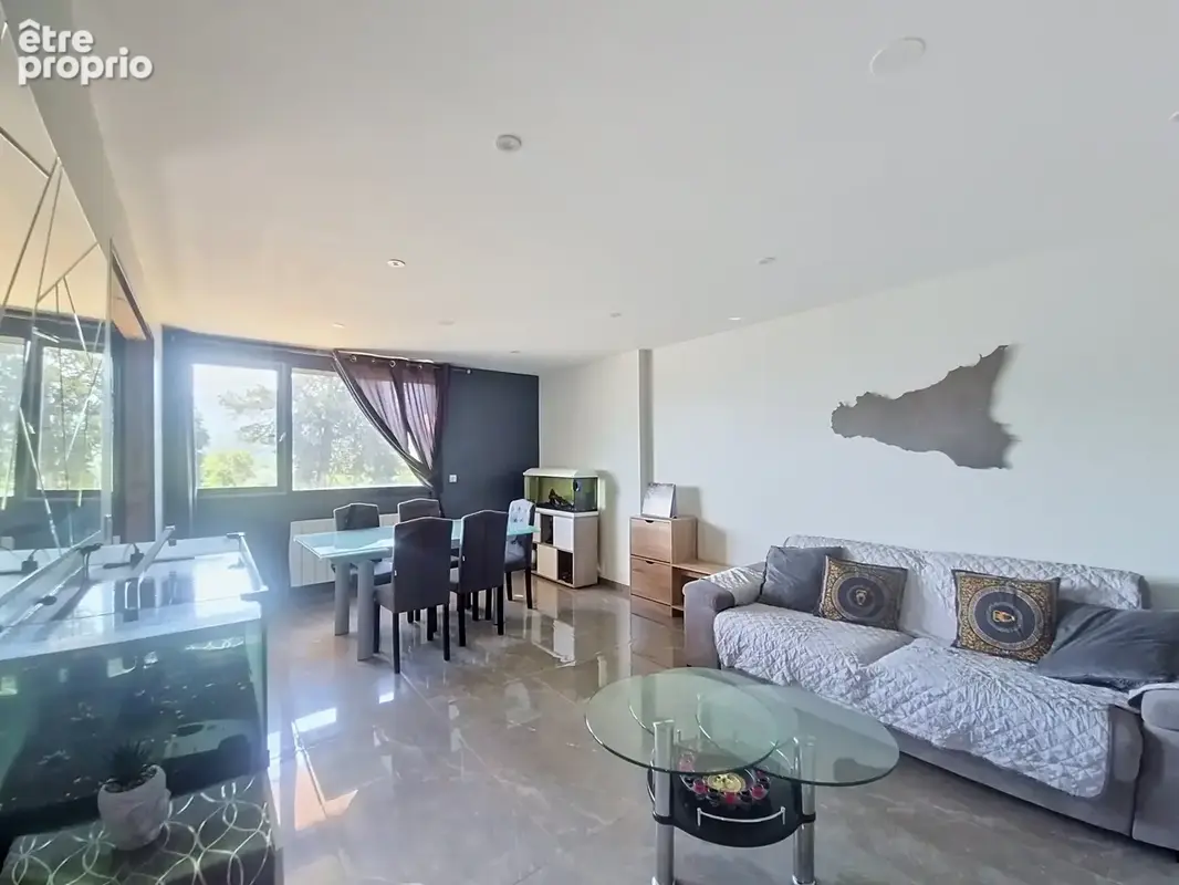 Montmélian - Exclusivité - Appartement T2 rénové avec gout - photo 2