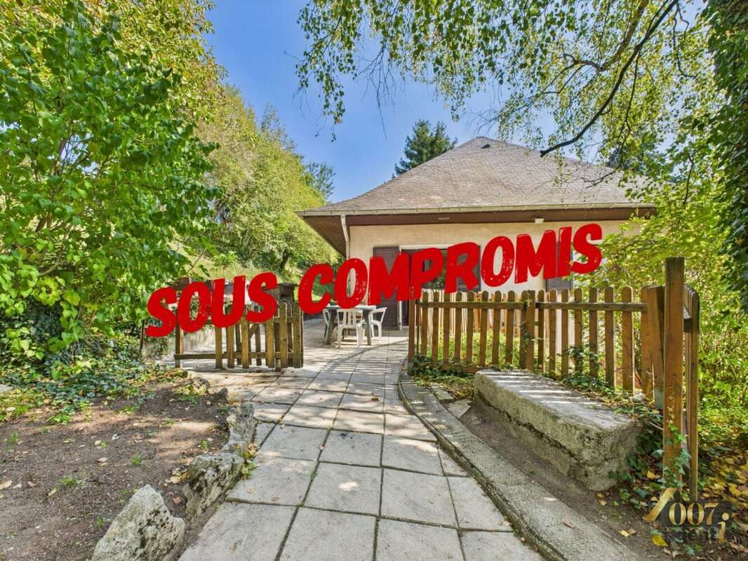 Maison à SAINTE-HELENE-DU-LAC