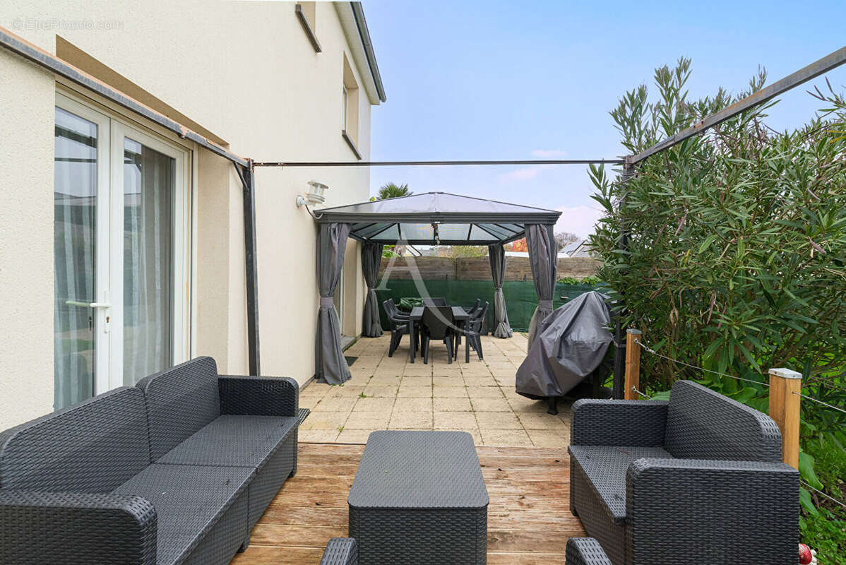 Maison à CHATEAUNEUF-SUR-SARTHE