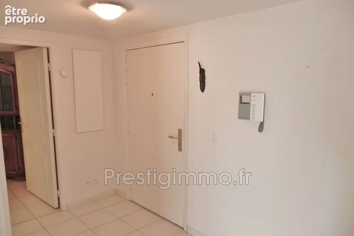 Appartement 70 m² à Mandelieu-La-Napoule  - photo 8