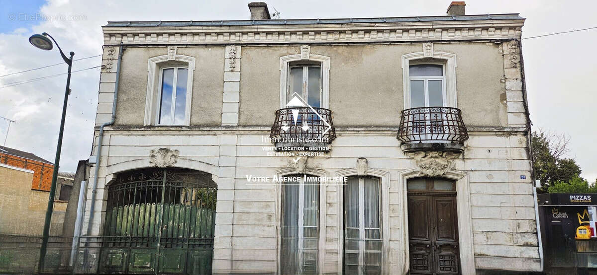 Maison à CHASSENEUIL-SUR-BONNIEURE