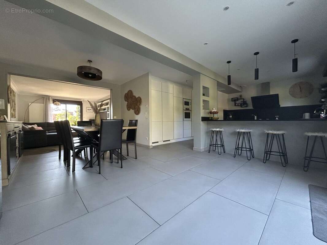 Maison à SAINT-GERMAIN-LES-CORBEIL