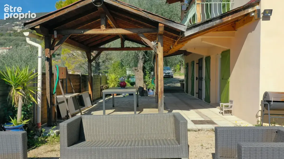 Maison Peymeinade 160 m² avec terrain de 1080 m² - photo 5