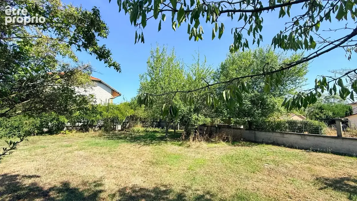 SARDIEU, Maison avec dépendances et terrain - photo 15