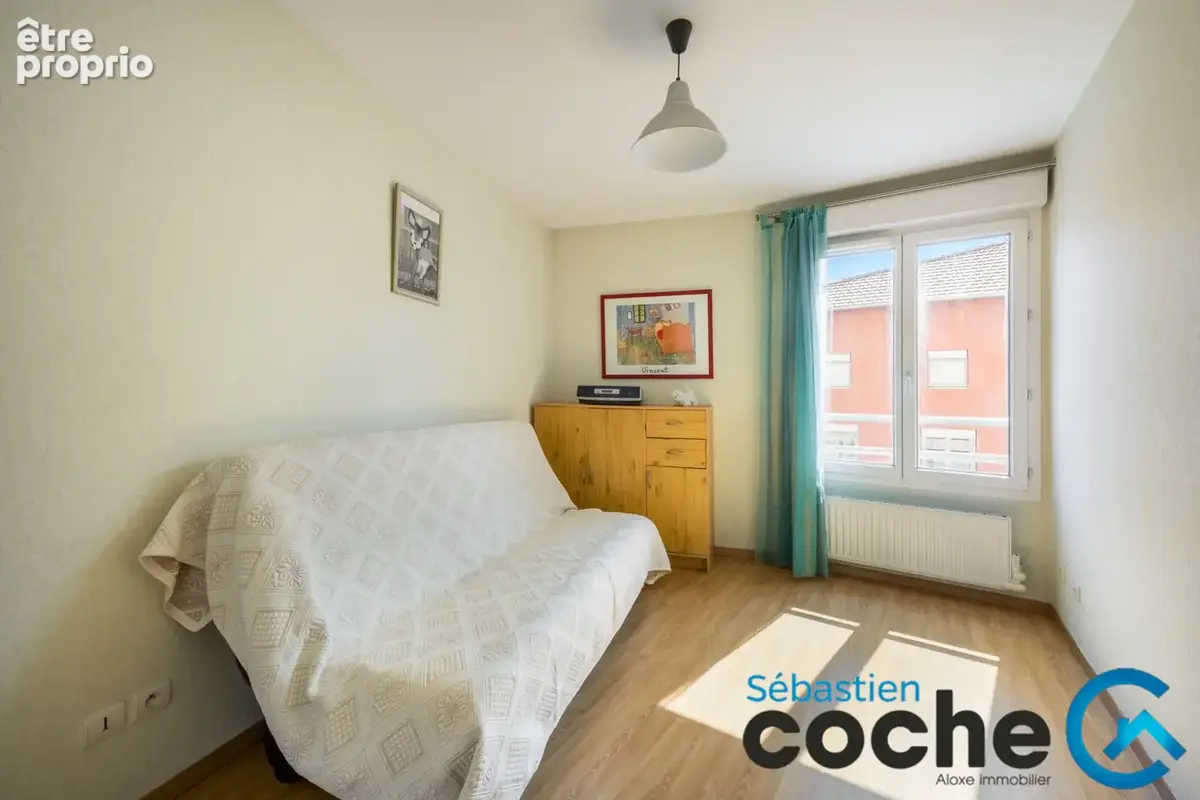 T3 contemporain Décines-Charpieu - photo 10