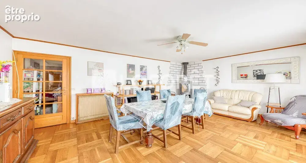 Maison à vendre à Roissy En Brie 5 pièce(s) 106.73 m2 - photo 4