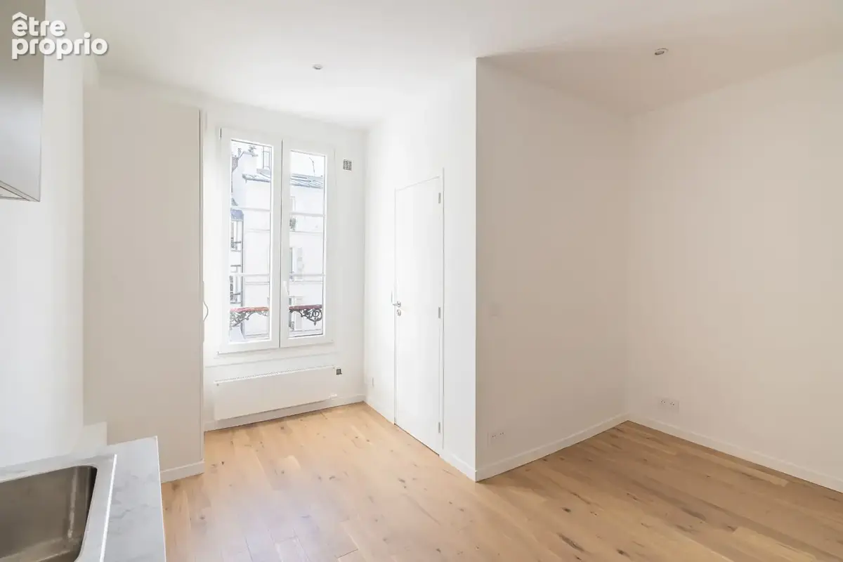 Paris 15e ? Commerce / Félix-Faure - Studio 14,51 m² entièrement rénové au dernier étage - photo 2
