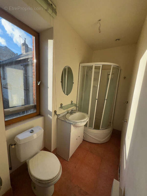 Appartement à MOULINS-LA-MARCHE